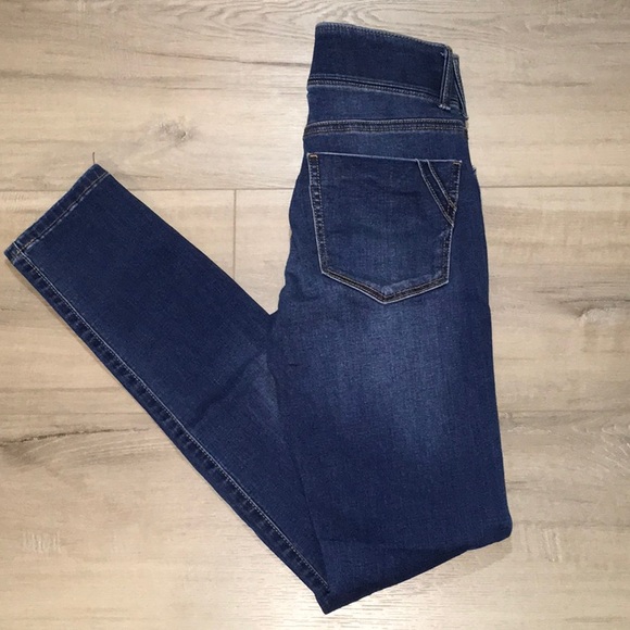 Apt. 9 Straight Leg Tummy Control Jeans Size 0 - Picture 1 of 11